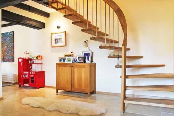 Cantilevered-Oak-Staircase