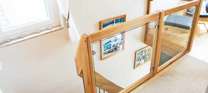 Glass Landing Balustrade
