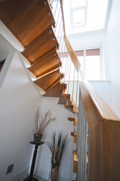 Stunning-curved-timber-handrail