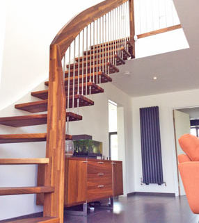 Walnot Quarter Turn Staircase